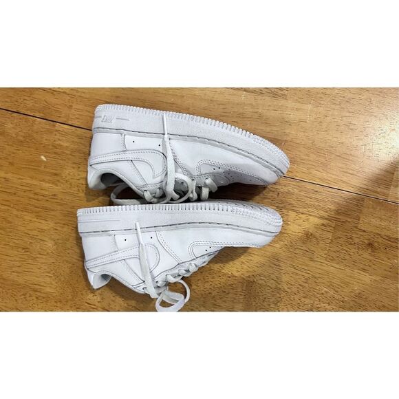 Nike Unisex Kids Lace Up Low Top Air Force 1 PS Sneaker Shoes White Size 12 - Picture 5 of 11
